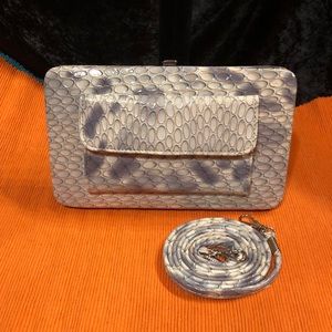 Crossbody Hard Wallet